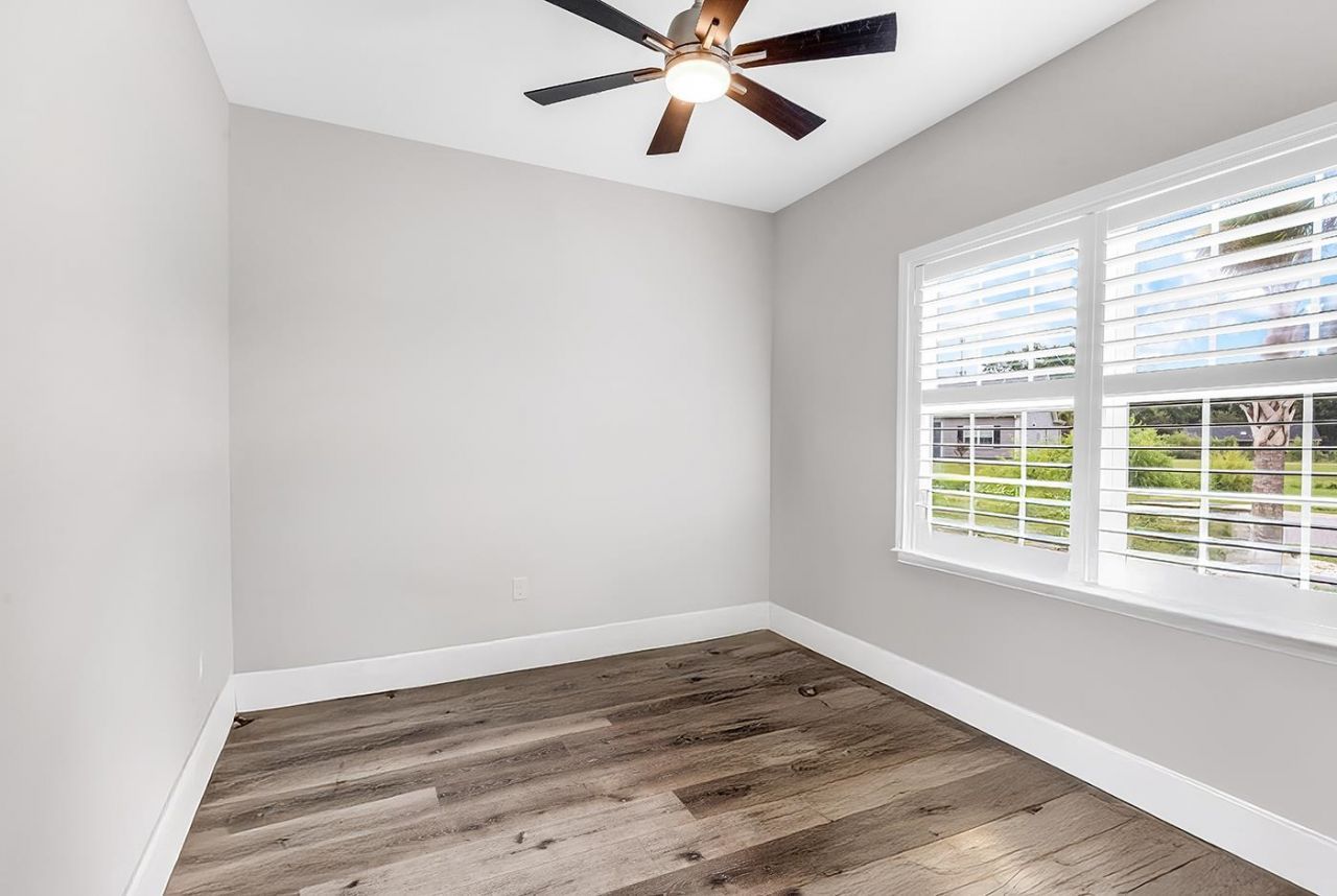 673 Rycola Circle  Photo 32