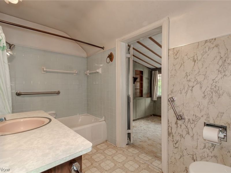 4550 Lilac Road , South Euclid, OH 44121 Photo 18