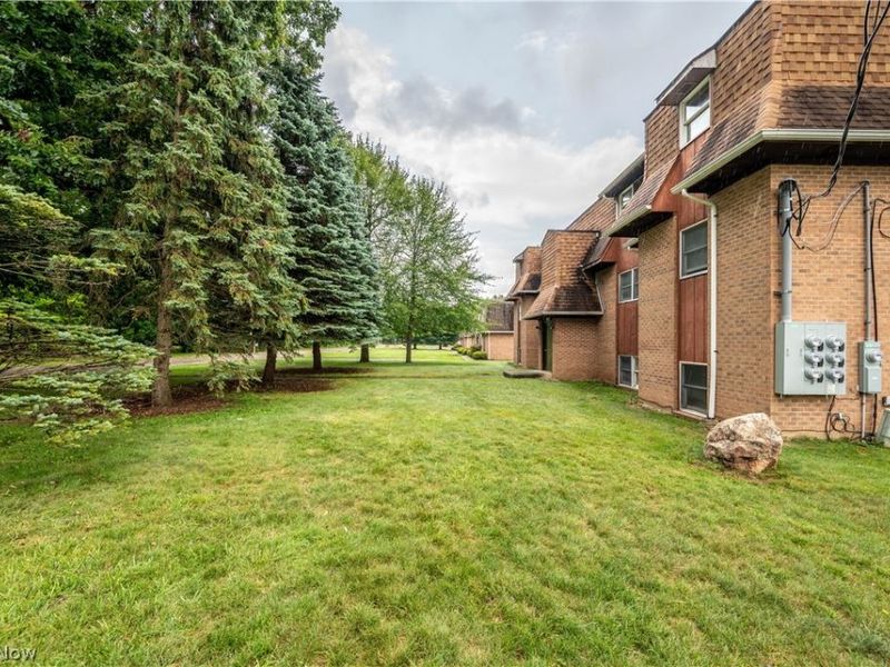 8136 Stadler Avenue , Boardman, OH 44512 Photo 3