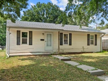 6118 Camden Avenue, Omaha, NE 68104