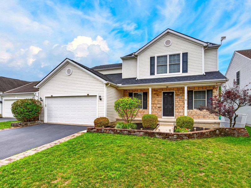 8839 Meadow Grass Lane , Lewis Center, OH 43035 Photo 10