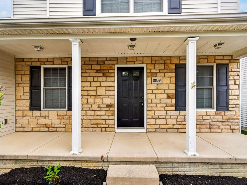 8839 Meadow Grass Lane , Lewis Center, OH 43035 Photo 18