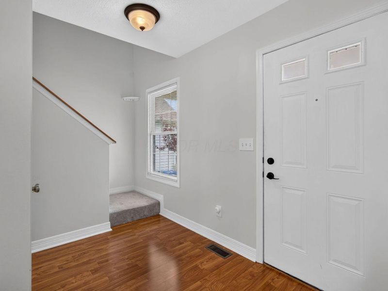 8839 Meadow Grass Lane , Lewis Center, OH 43035 Photo 21