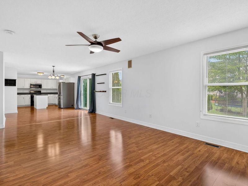 8839 Meadow Grass Lane , Lewis Center, OH 43035 Photo 26