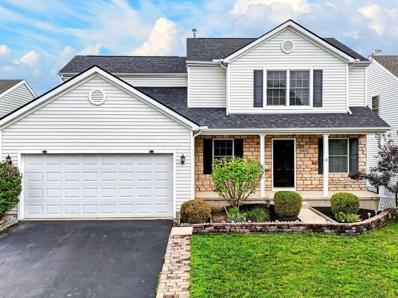 8839 Meadow Grass Lane , Lewis Center, OH 43035 Photo 3