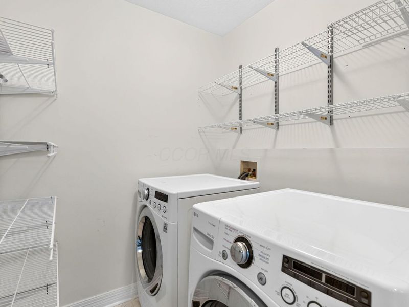 8839 Meadow Grass Lane , Lewis Center, OH 43035 Photo 35
