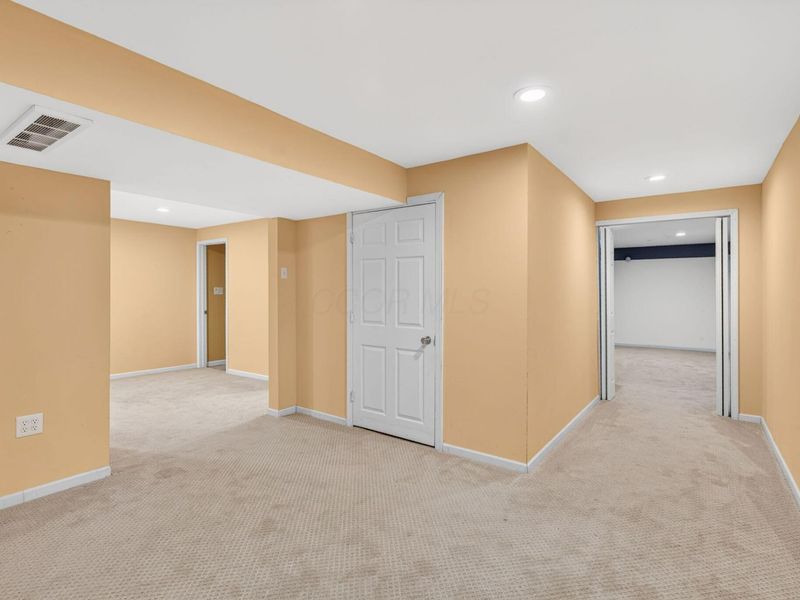 8839 Meadow Grass Lane , Lewis Center, OH 43035 Photo 54