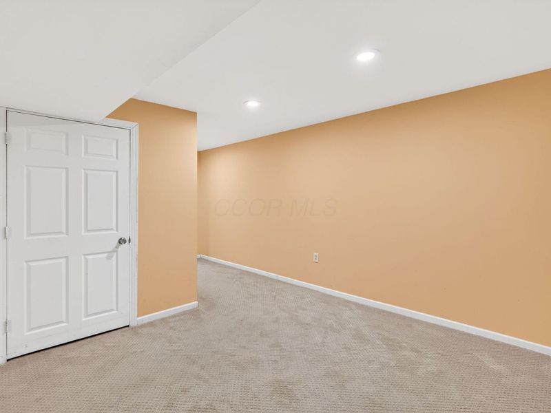 8839 Meadow Grass Lane , Lewis Center, OH 43035 Photo 55