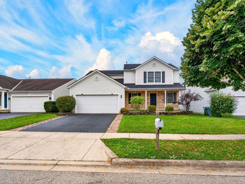 8839 Meadow Grass Lane , Lewis Center, OH 43035 Photo 6