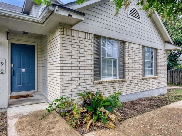 1910 Ireland DR , Leander, TX 78641