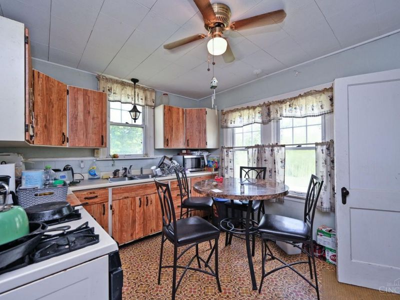 3744 Lansdowne Avenue, Deer Park, OH 45236 Photo 12