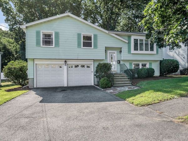 5 Jeremiah Cir, Medford, MA 02155