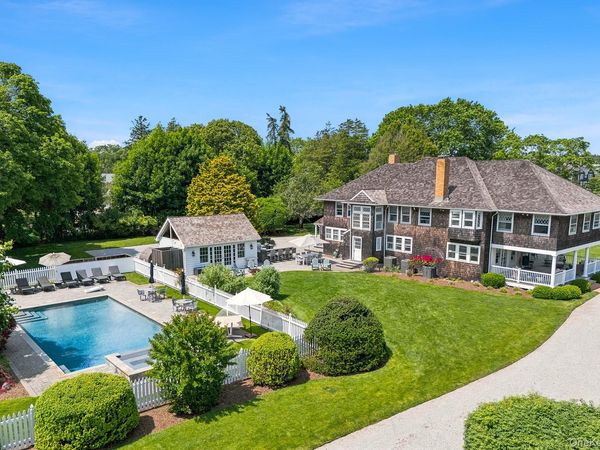 41 Seafield Lane , Westhampton Beach, NY 11978