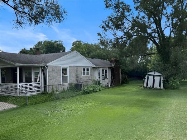 9533 Roberts Drive, Franklin, OH 45005
