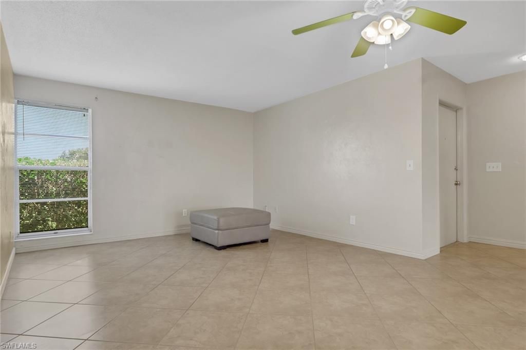 4133 Lakewood Blvd, Unit E27, Naples, FL 34112 Photo