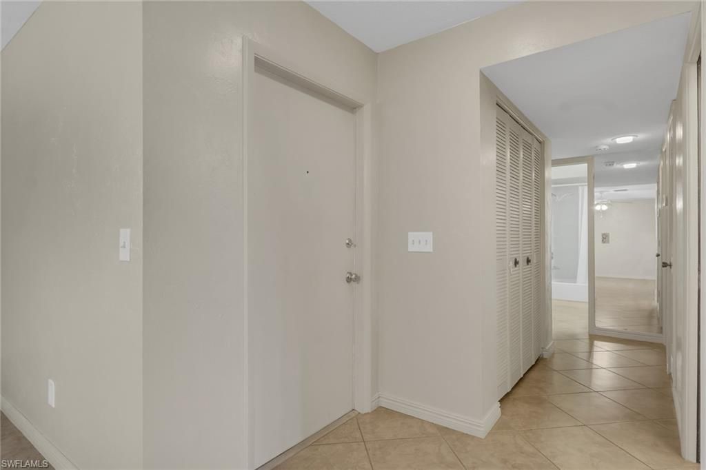 4133 Lakewood Blvd, Unit E27, Naples, FL 34112 Photo