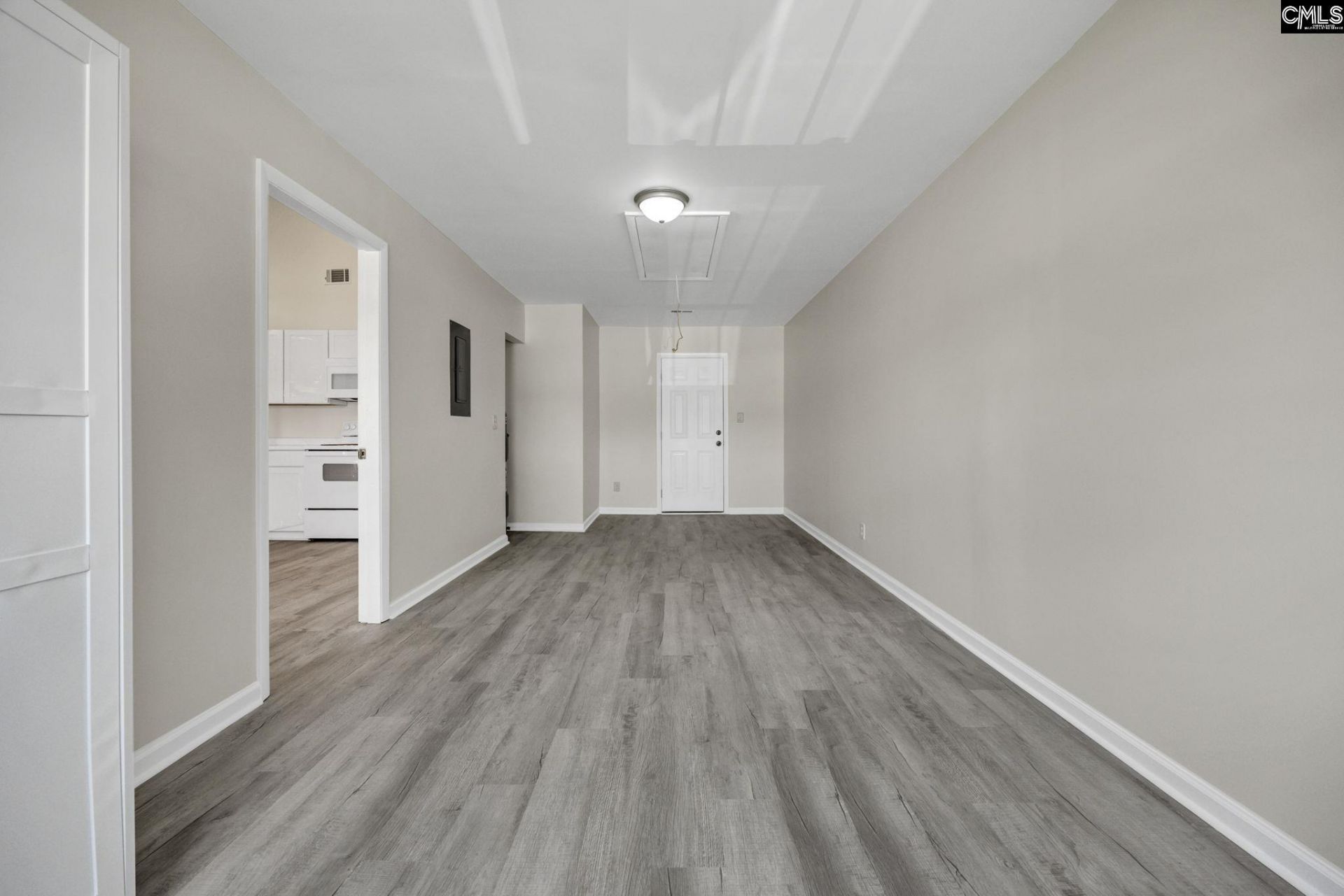 404 Greenlake Drive  Photo 11