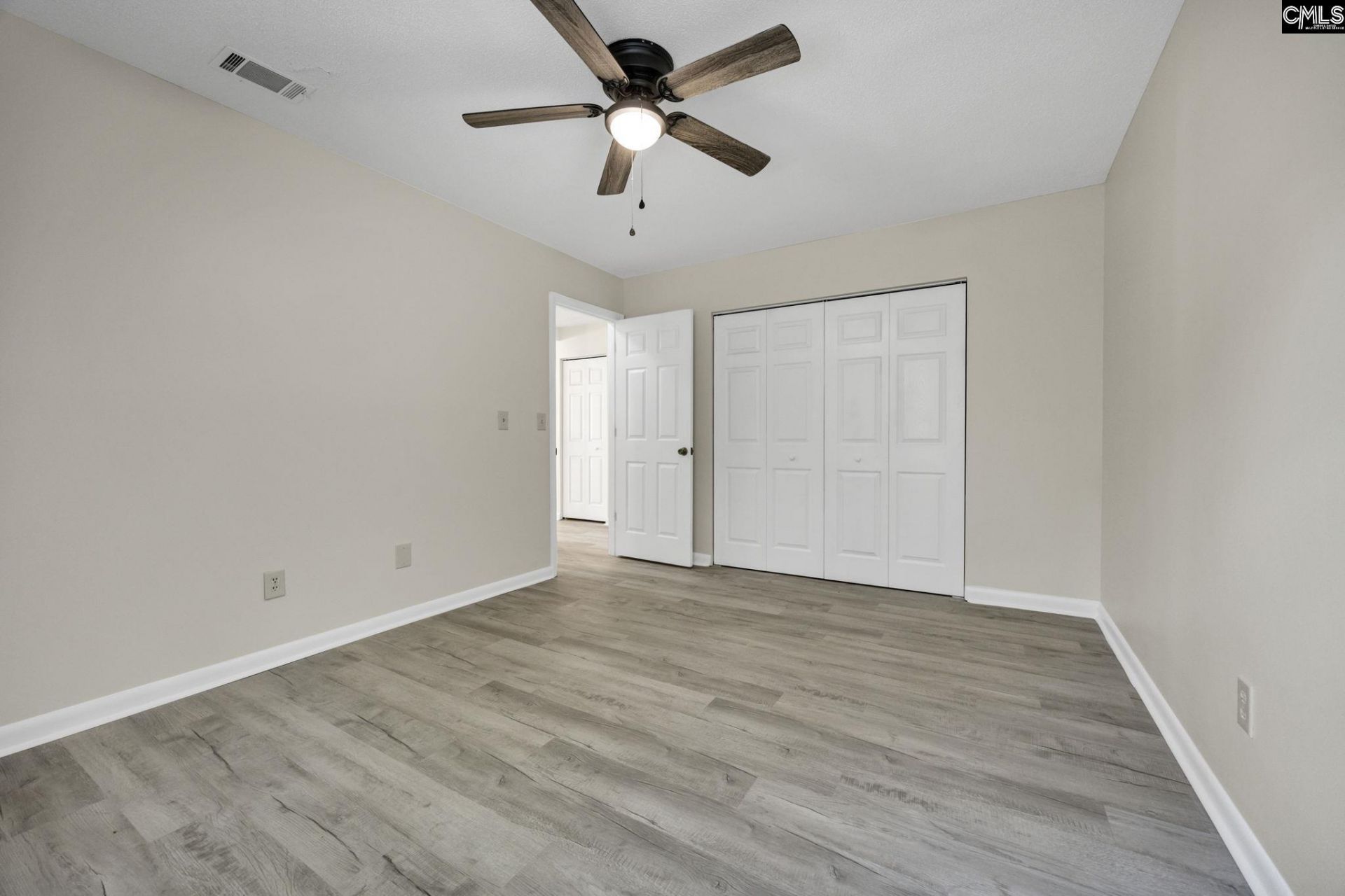 404 Greenlake Drive  Photo 14
