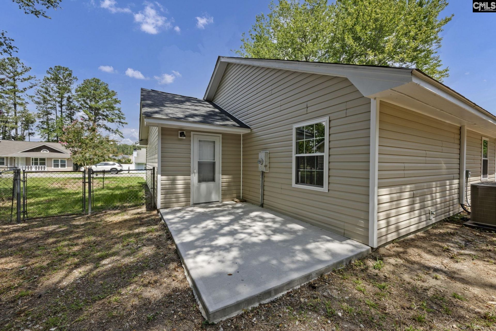 404 Greenlake Drive  Photo 18