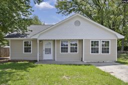 404 Greenlake Drive  photo 4