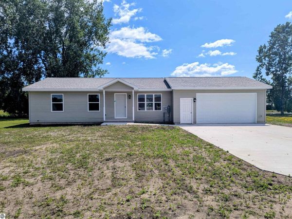 262 Stern Drive, Au Gres, MI 48703