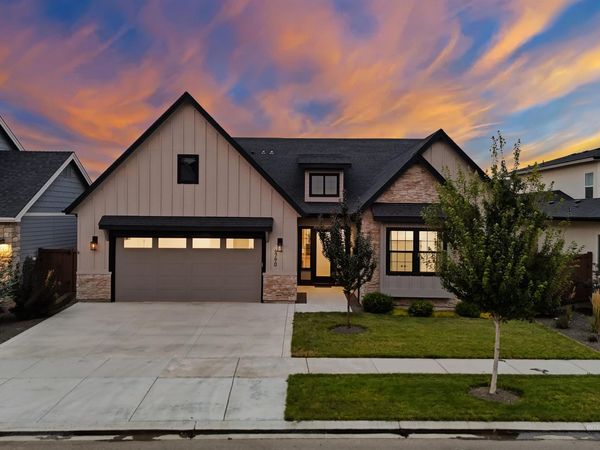 6790 N Willowside, Meridian, ID 83646