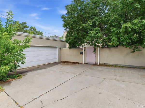 1530 S University Boulevard , Denver, CO 80210