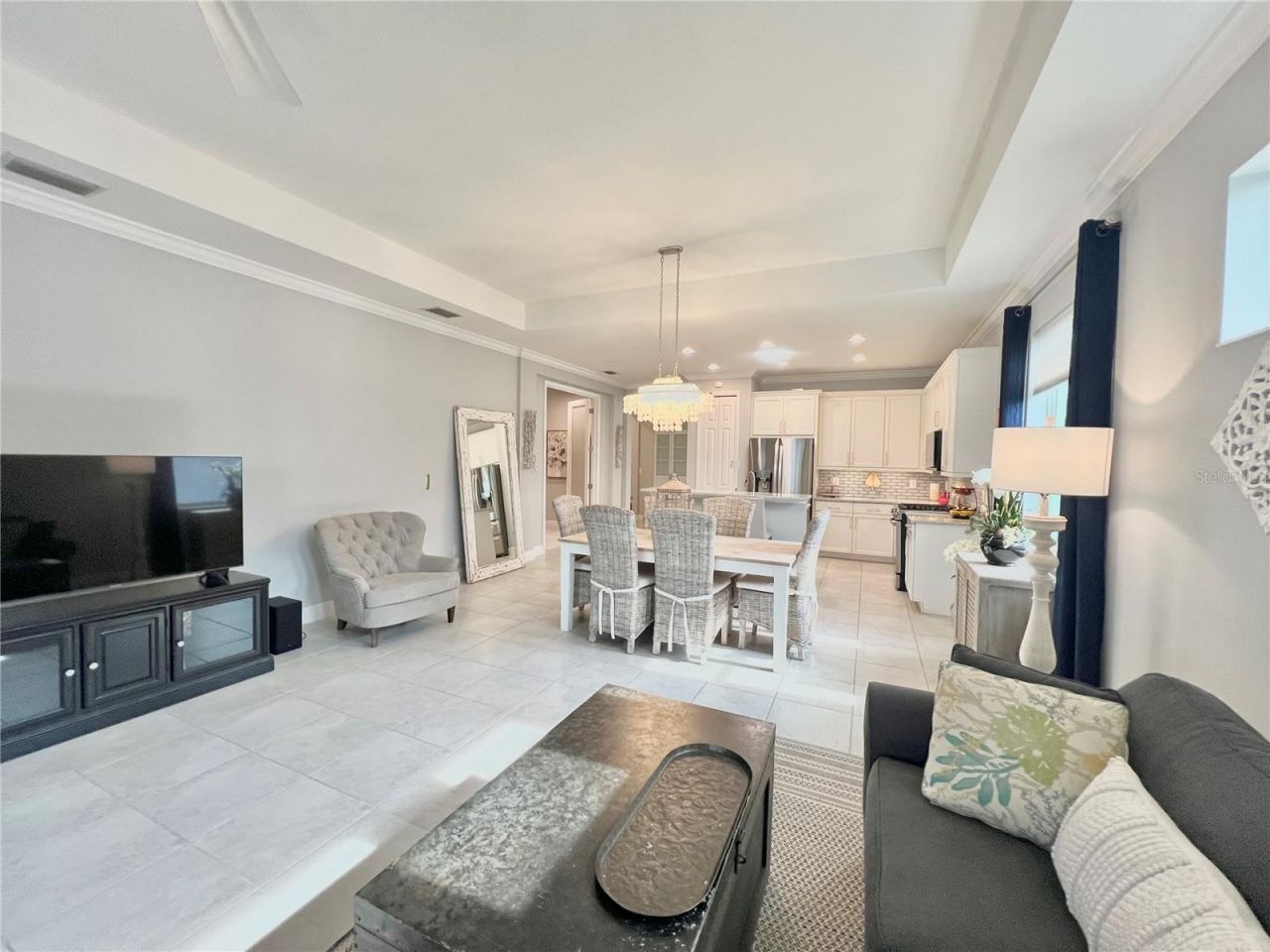 2946 Trustee Avenue , Sarasota, FL 34243 Photo