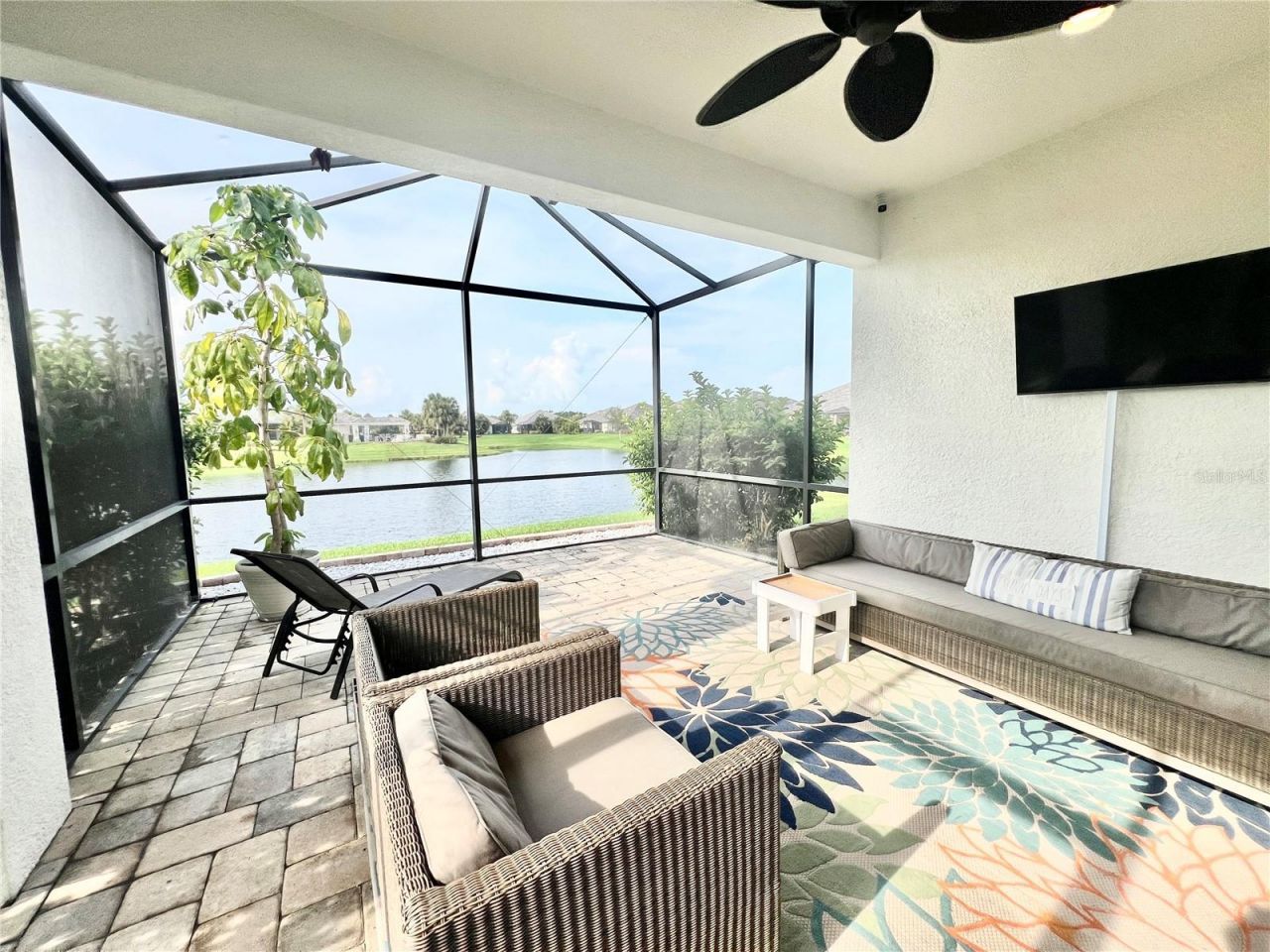 2946 Trustee Avenue , Sarasota, FL 34243 Photo