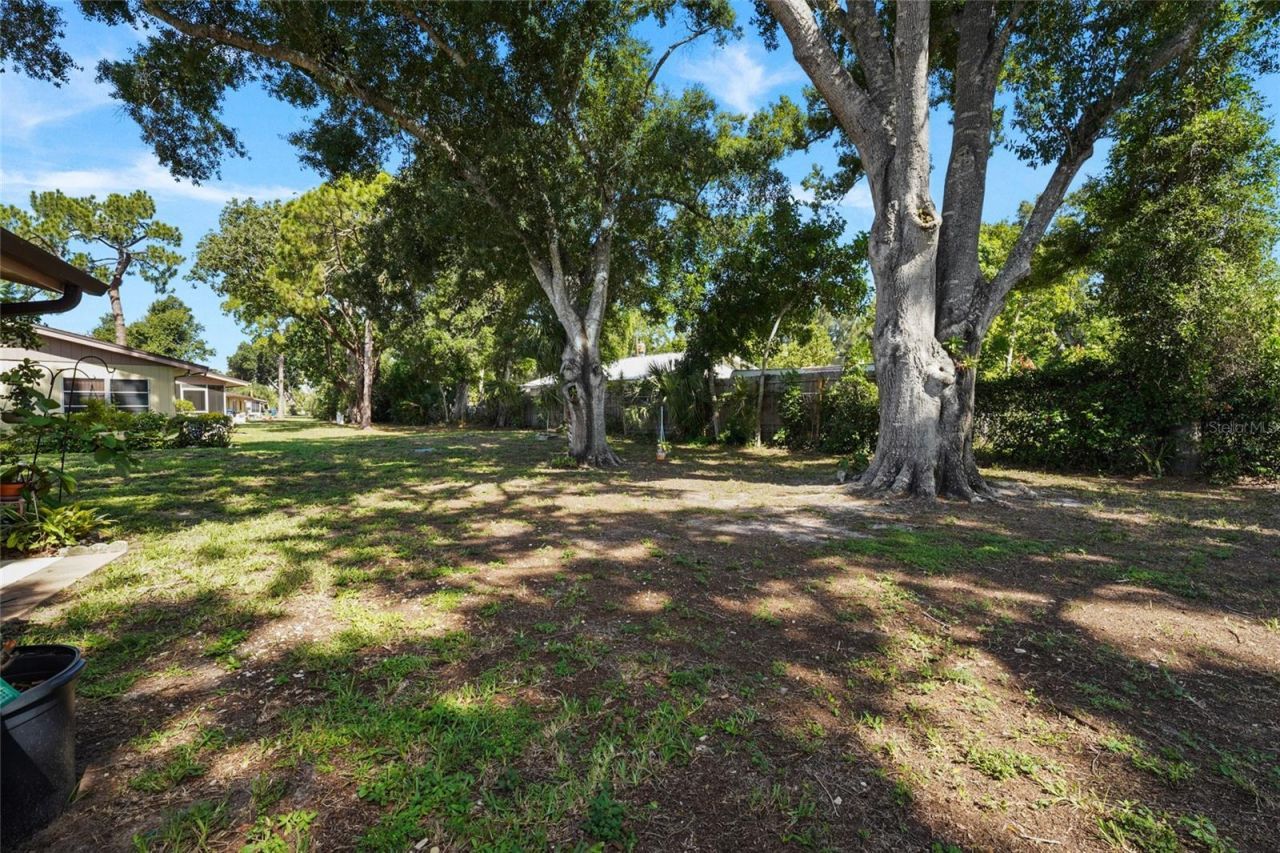 4549 Tippecanoe Trail, Unit 20, Sarasota, FL 34233 Photo