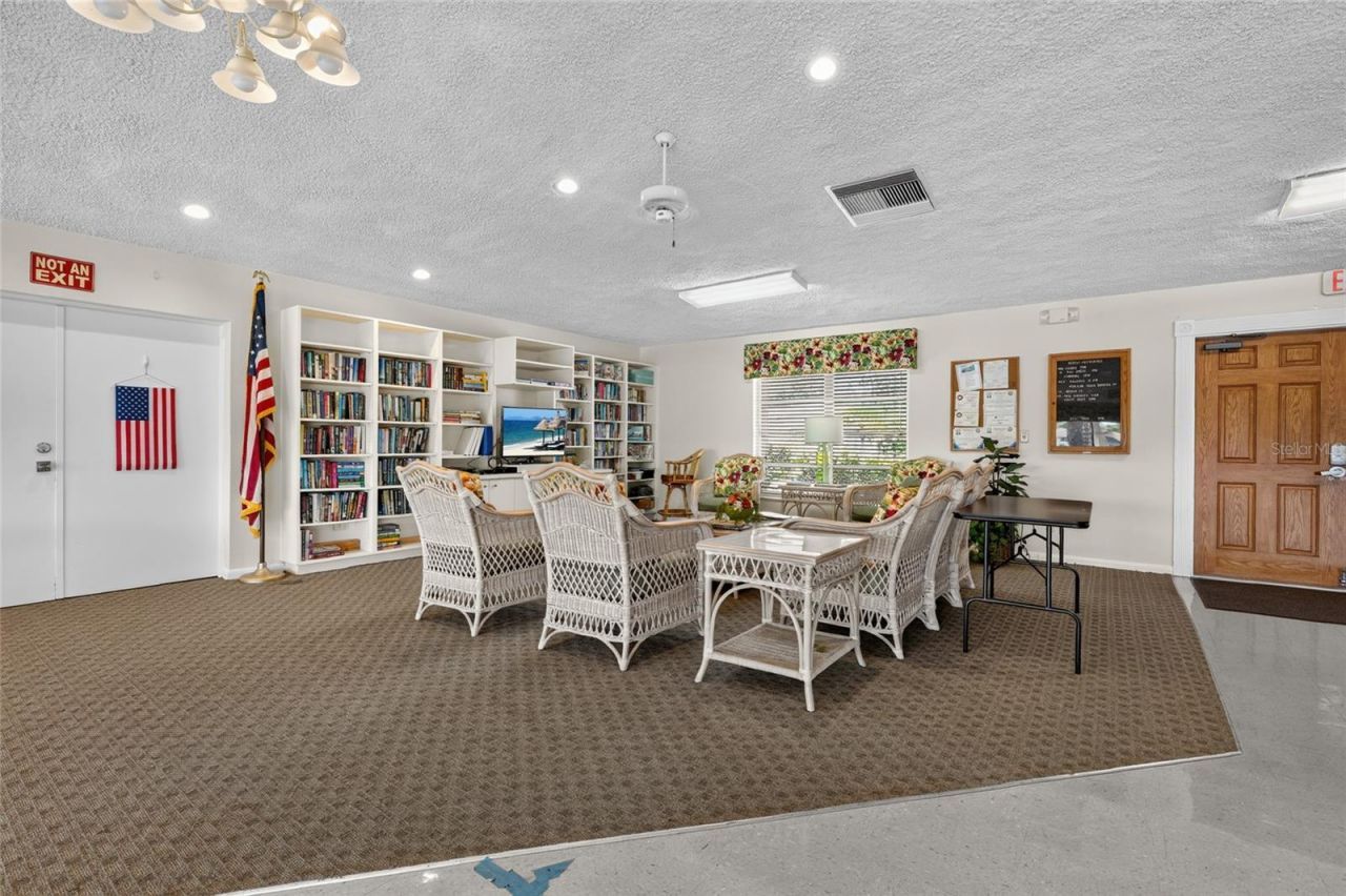 4549 Tippecanoe Trail, Unit 20, Sarasota, FL 34233 Photo