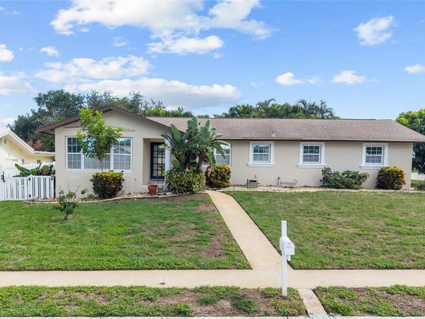 14331 APACHE AVENUE , LARGO, FL 33774
