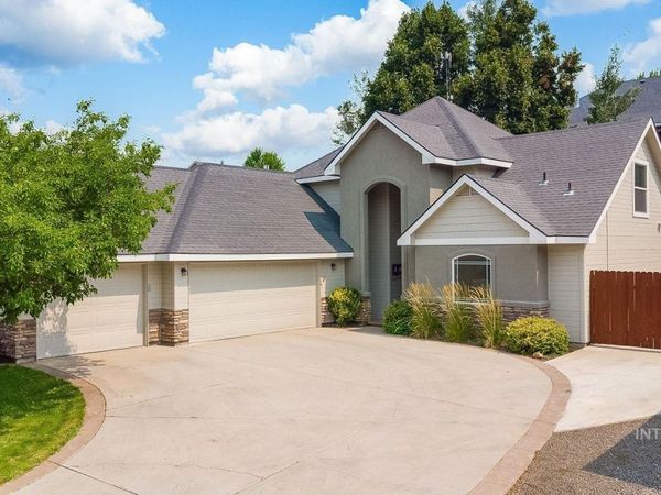 8080 S Legolas, Boise, ID 83709
