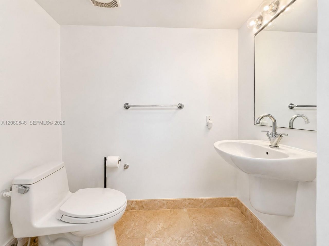 41 SE 5th St , Unit 1412, Miami, FL 33131 Photo