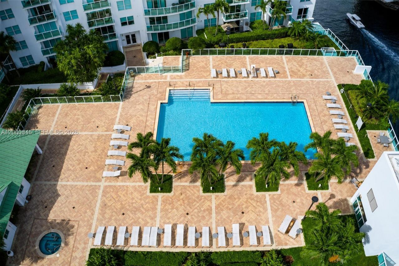 41 SE 5th St , Unit 1412, Miami, FL 33131 Photo