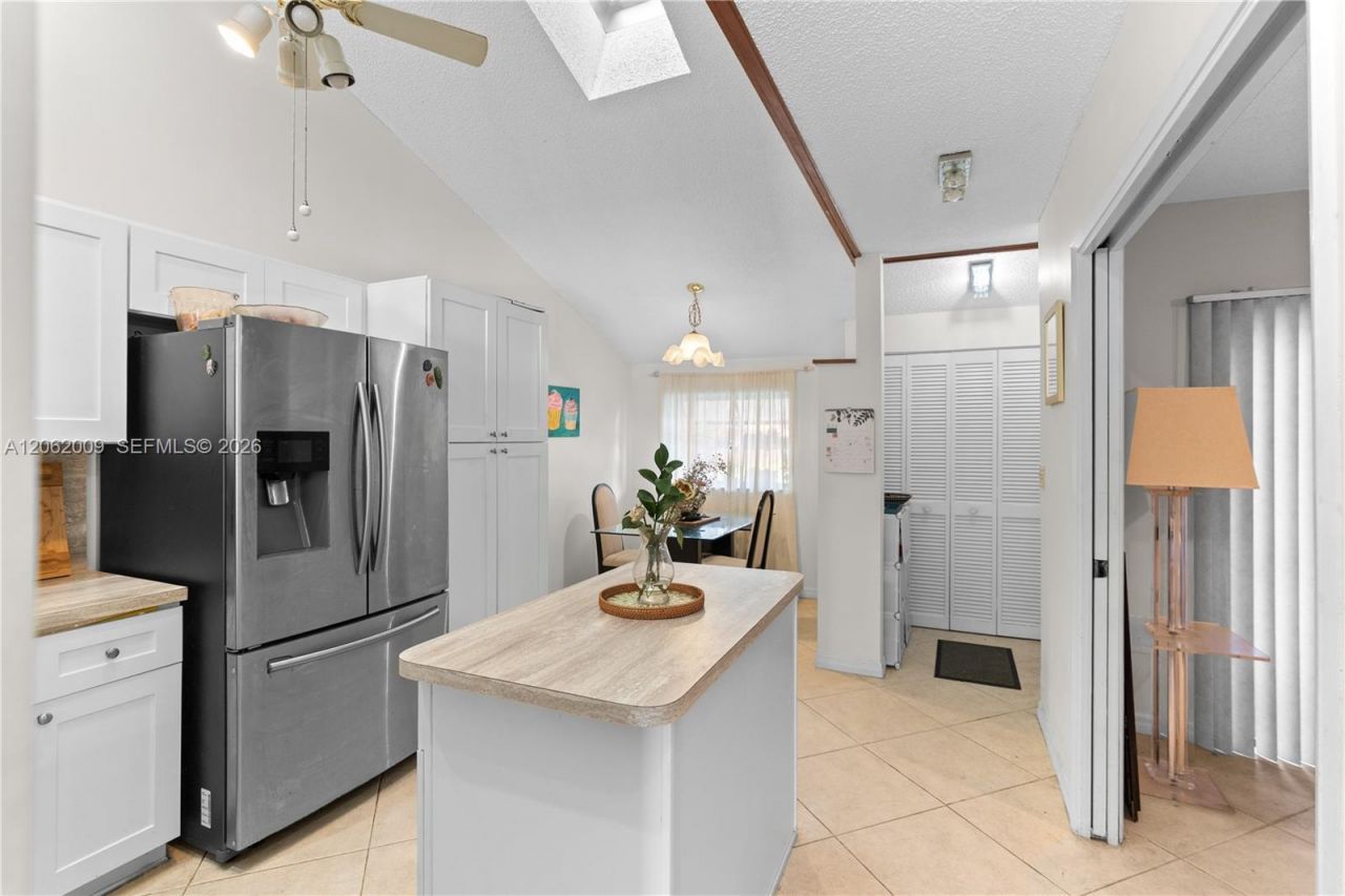 7640 NW 79th Ave , Unit L6, Tamarac, FL 33321 Photo