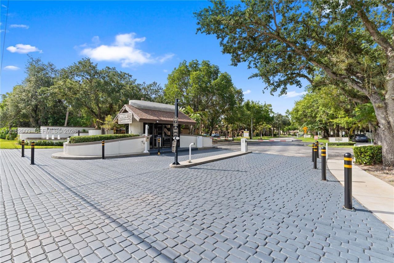 7640 NW 79th Ave , Unit L6, Tamarac, FL 33321 Photo