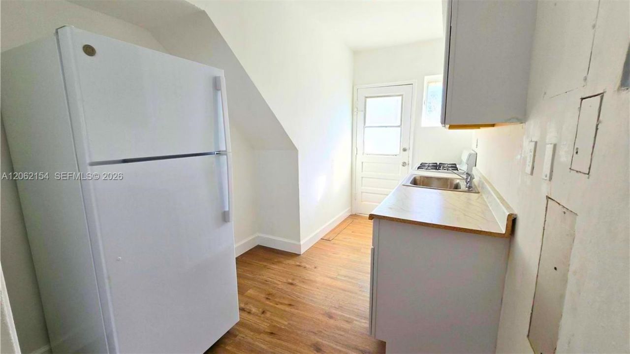 660 84th St , Unit 39, Miami Beach, FL 33141 Photo