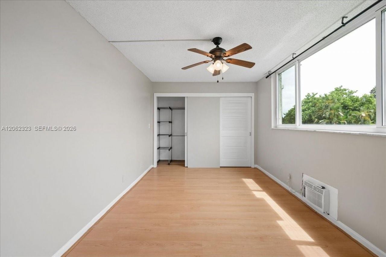800 S Hollybrook Dr, Unit 205, Pembroke Pines, FL 33025 Photo