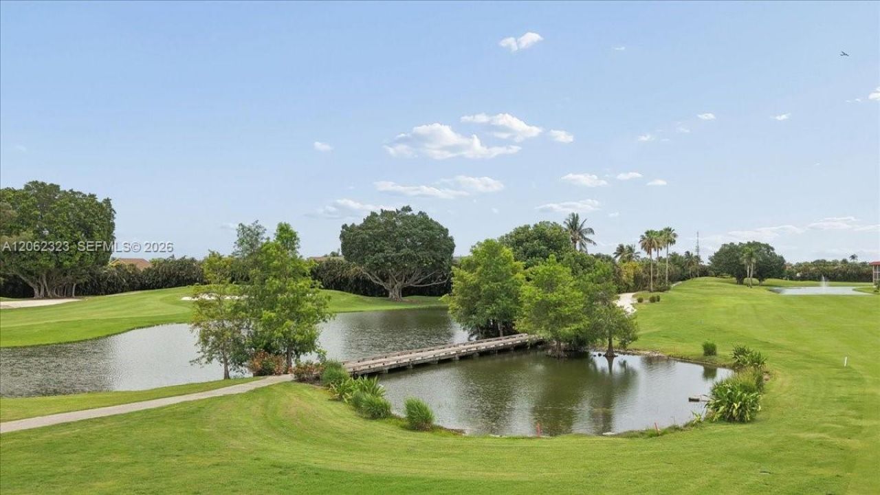800 S Hollybrook Dr, Unit 205, Pembroke Pines, FL 33025 Photo