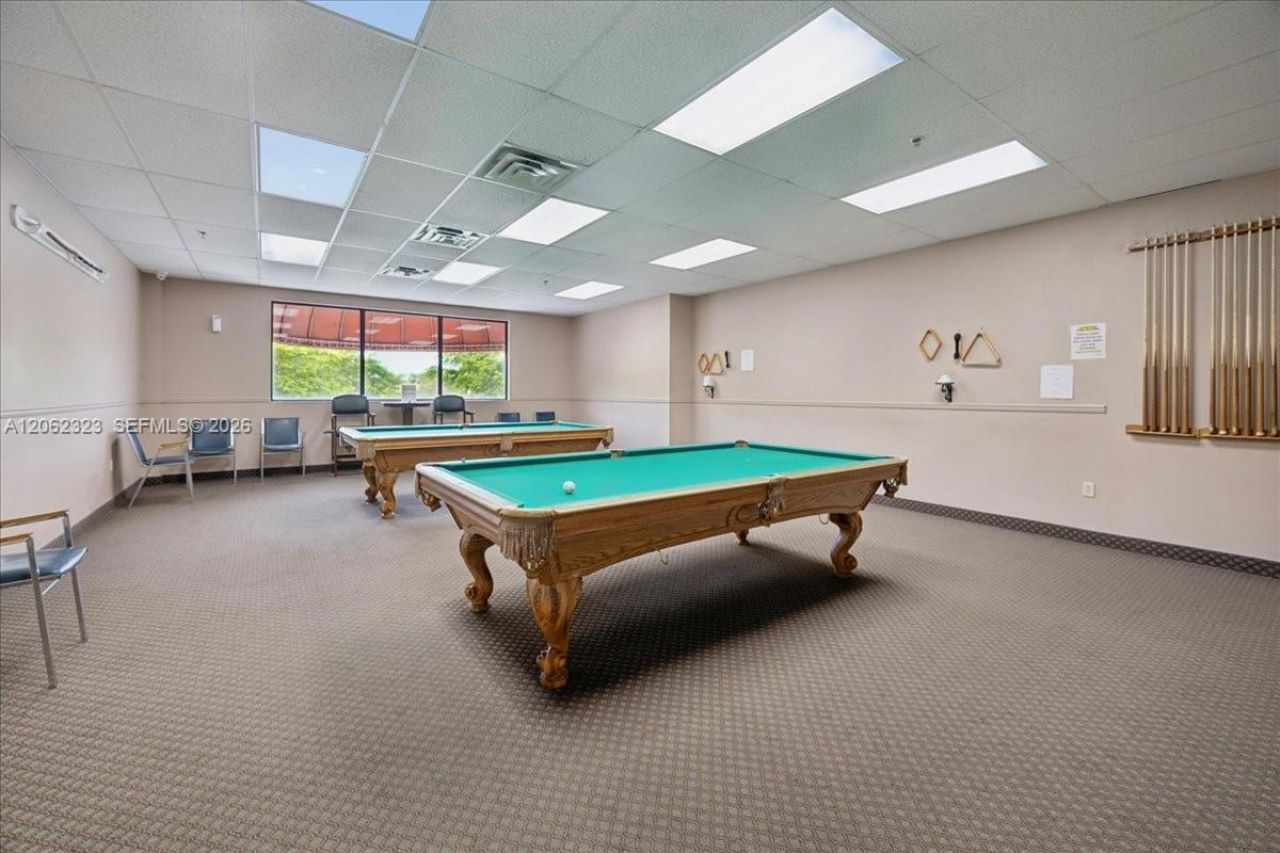 800 S Hollybrook Dr, Unit 205, Pembroke Pines, FL 33025 Photo