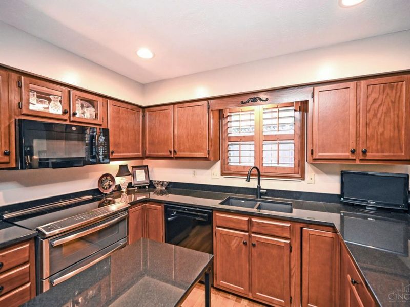 5599 Rapid Run Road, Delhi Twp, OH 45238 Photo 12