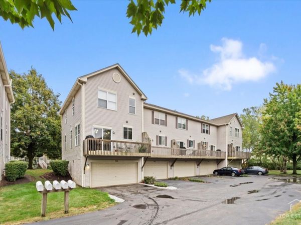 530 Littleton Trail , Elgin, IL 60120