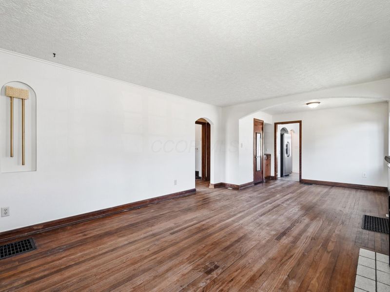 571 S Hague Avenue, Columbus, OH 43204 Photo 12