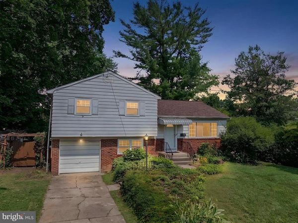 211 FRONT STREET, MOUNT HOLLY, NJ 08060