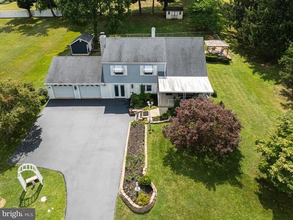 39 ROSSITER AVENUE , PHOENIXVILLE, PA 19460
