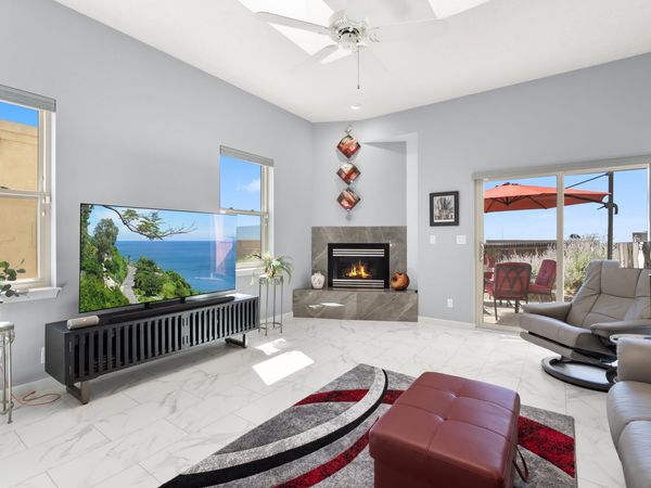 3332 Esplanade Circle SE, Rio Rancho, NM 87124