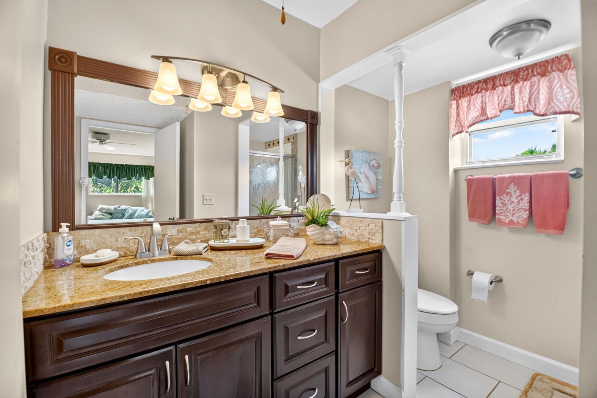 3425 Via Poinciana, Unit 201, Lake Worth, FL 33467 Photo