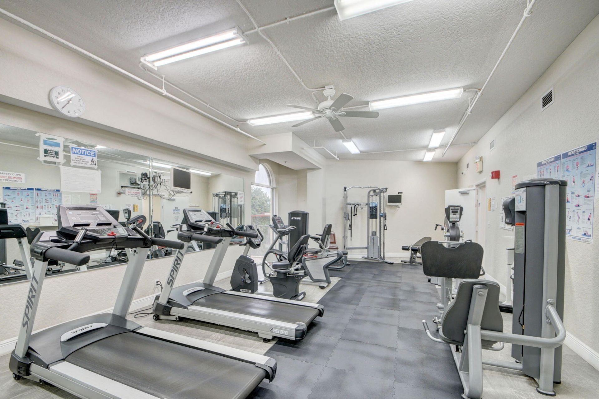 3425 Via Poinciana, Unit 201, Lake Worth, FL 33467 Photo