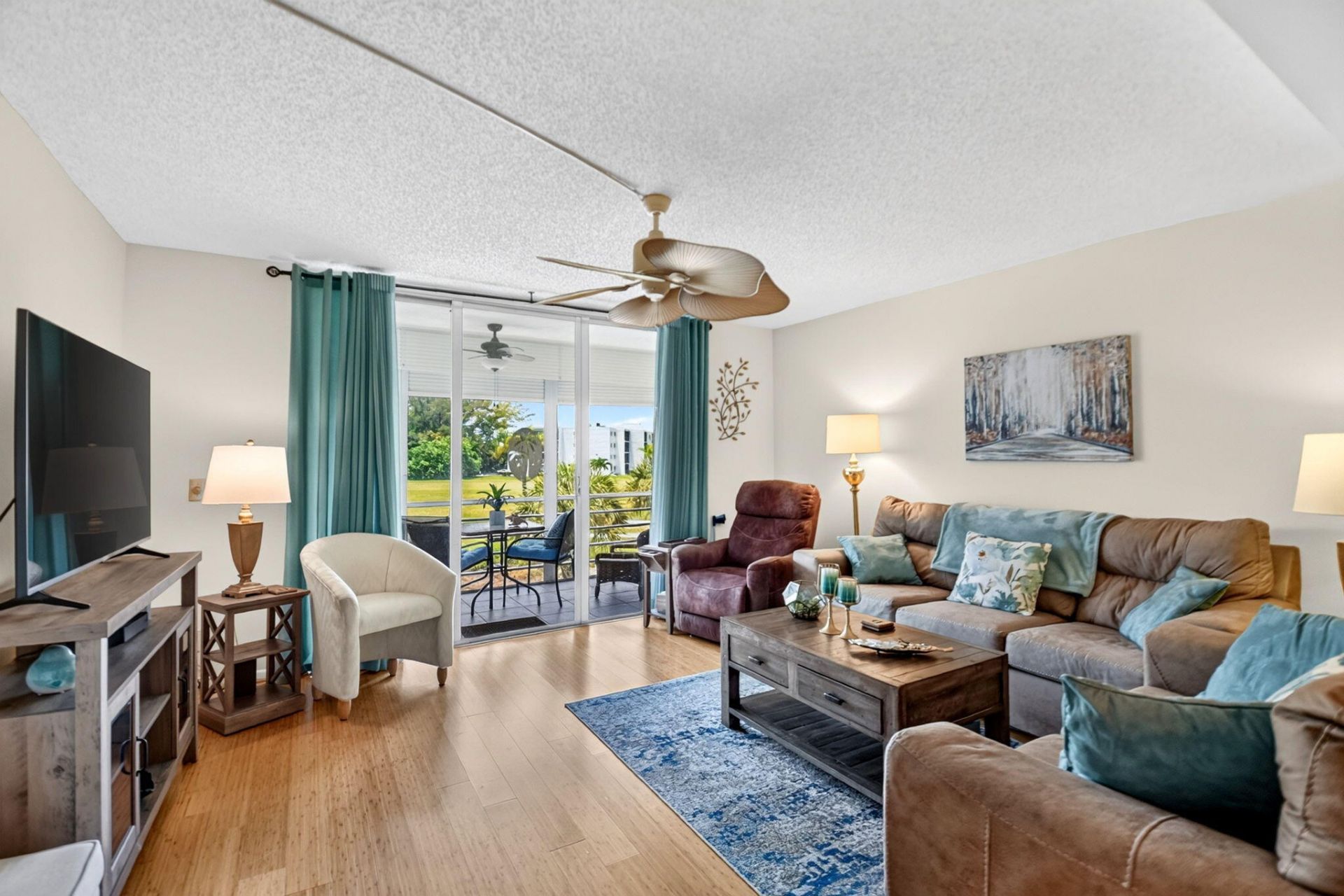 3425 Via Poinciana, Unit 201, Lake Worth, FL 33467 Photo